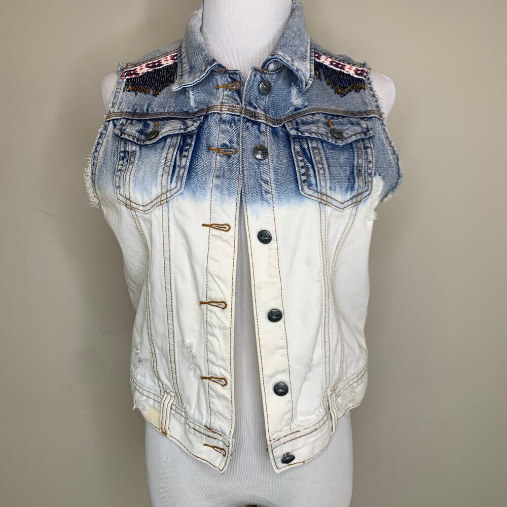 Z Supply Denim Vest Sz Medium Beaded Dip Dyed USA Red White Blue